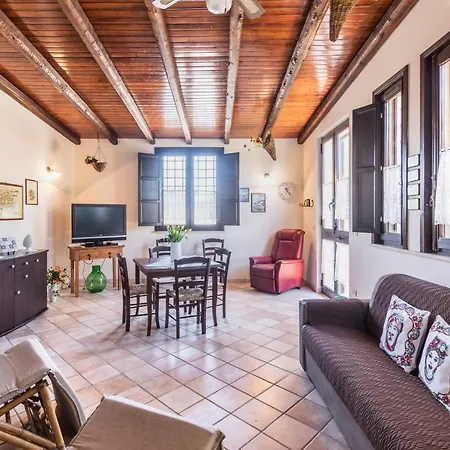 Kalos Near The Sandy Beach, Parking & Wifi * Noto