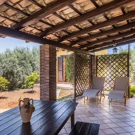 Holiday home Kalos Near The Sandy Beach, Parking & Wifi
