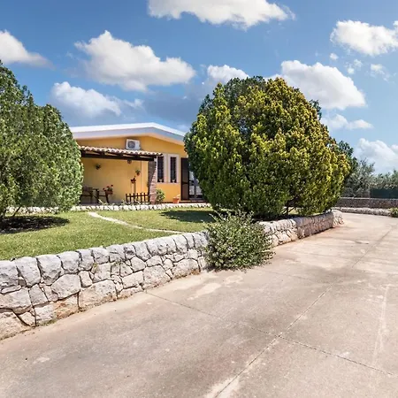 Holiday home Kalos Near The Sandy Beach, Parking & Wifi
