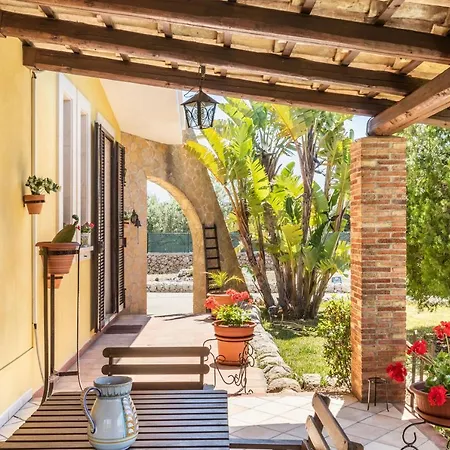 Kalos Near The Sandy Beach, Parking & Wifi * Noto